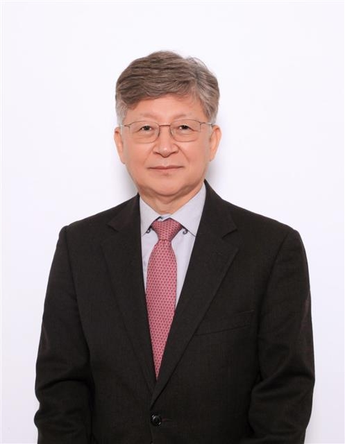 Sung Jin Kang